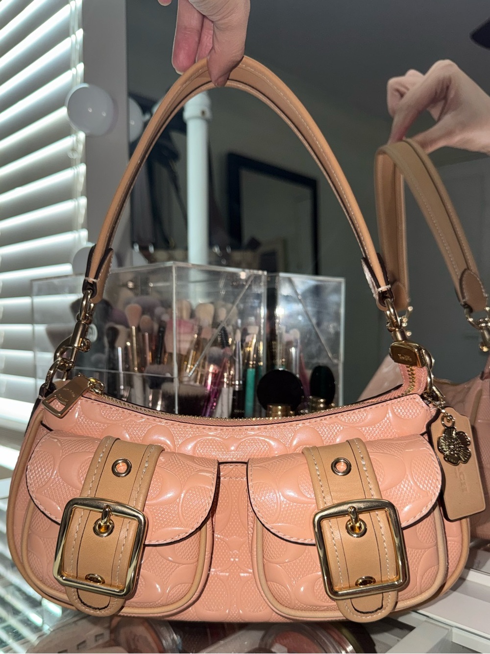 🩷✨ Coach Ashton Shoulder Bag (CER19) ✨🩷